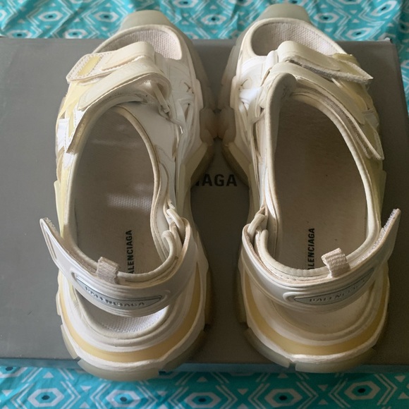 Balenciaga Track Sandal - Picture 5 of 11